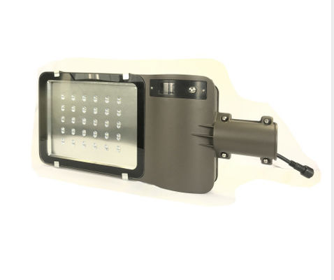 خرید چراغ های پارکینگ LED IP65 IK09 چراغ های خیابان LED 60/100/150/200/300W جعبه کفش ETL تایید شده راننده Meanwell online manufacture
