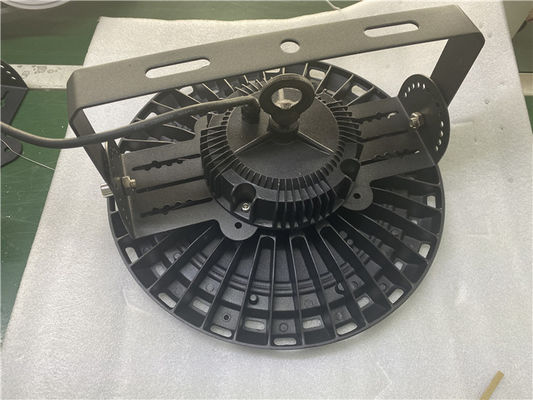 خرید کارایی 120 لومن / وات UFO High Bay Light 100W 150W 200W Led High Bay استفاده شده در کارخانه online manufacture
