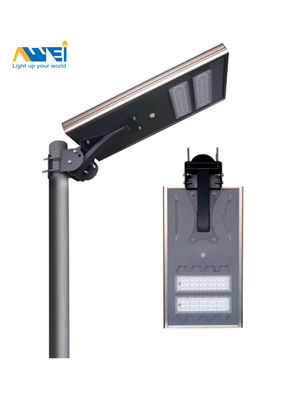 چراغ خورشیدی یکپارچه در فضای باز IP65 روشن 40W انرژی خورشیدی با سنسور حرکت برای خیابان ها و پارک ها